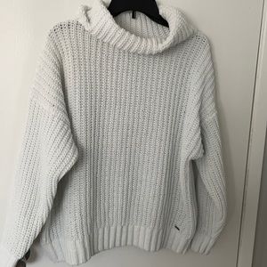 Hollister turtlenecks sweater